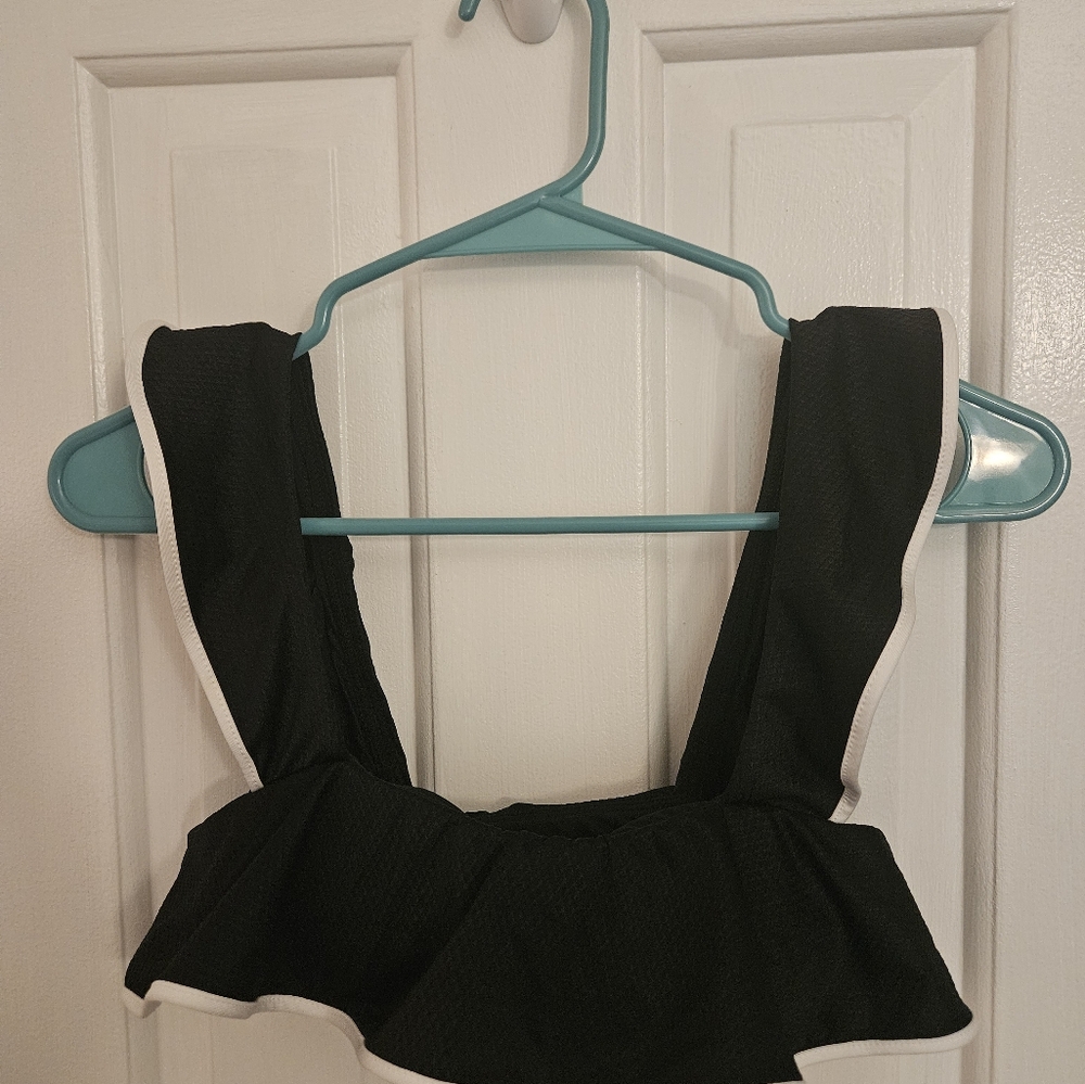 Black Ruffled Women's Swim Top